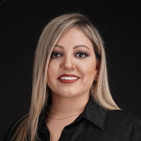 Elza Carrillo